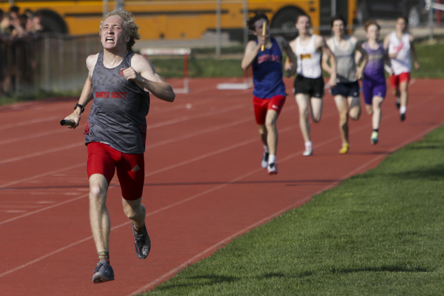 051222-qc-spt-district track-18.jpg